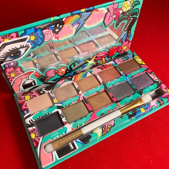 Makeup Bundle💄 - Picture 5 of 6